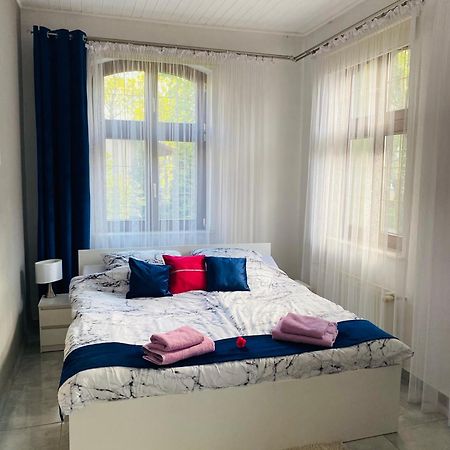 Kaliny Apartamenty Wanny Z Hydromasazem Chorzów Exterior foto